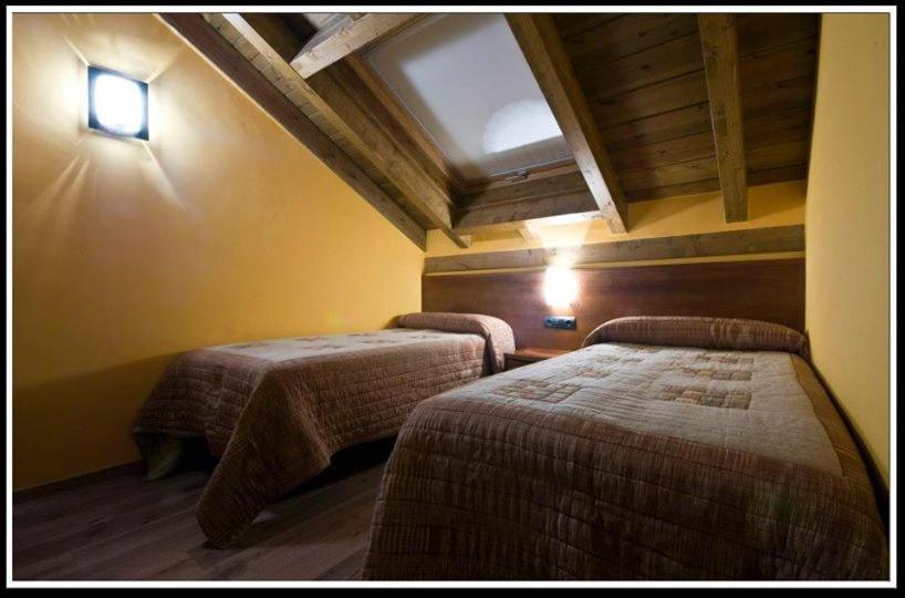 Hotel Roca Alp Exterior foto