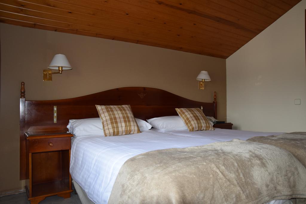 Hotel Roca Alp Exterior foto