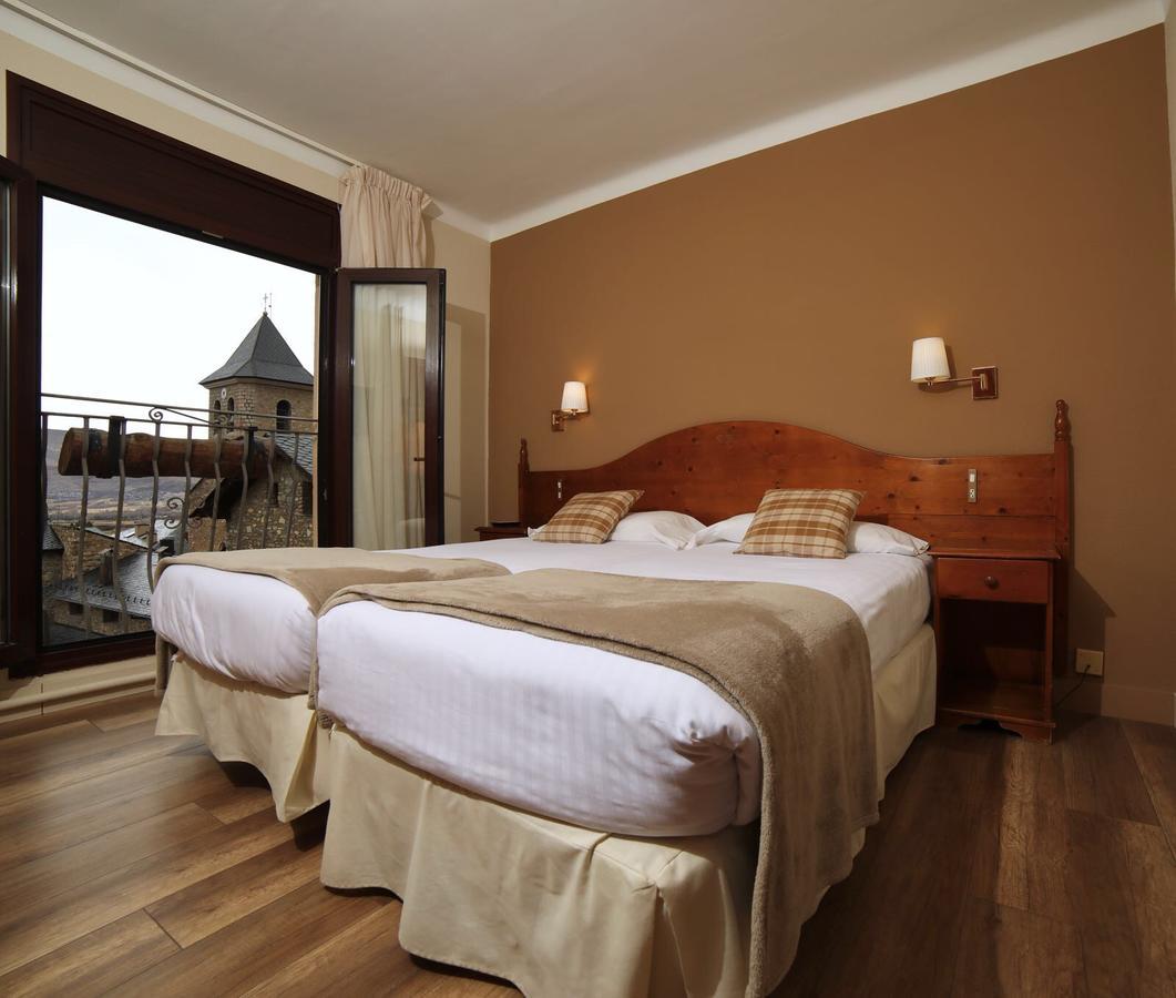 Hotel Roca Alp Exterior foto