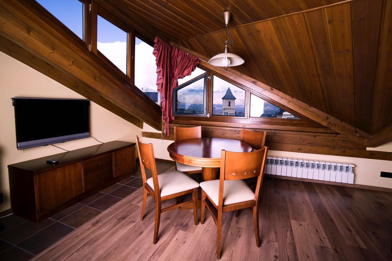 Hotel Roca Alp Exterior foto